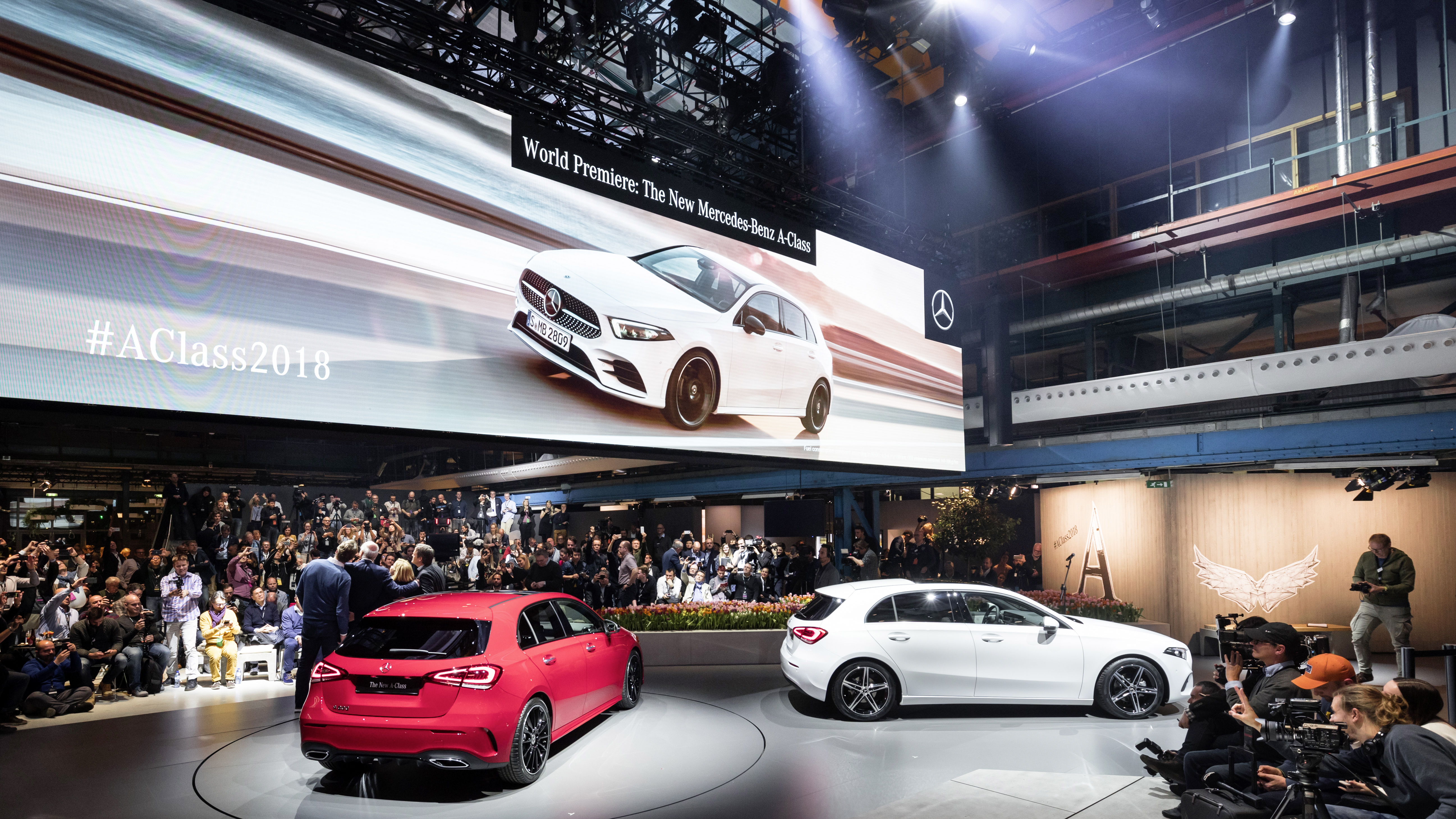 Welcome Desk — World Premiere of the New A-Class