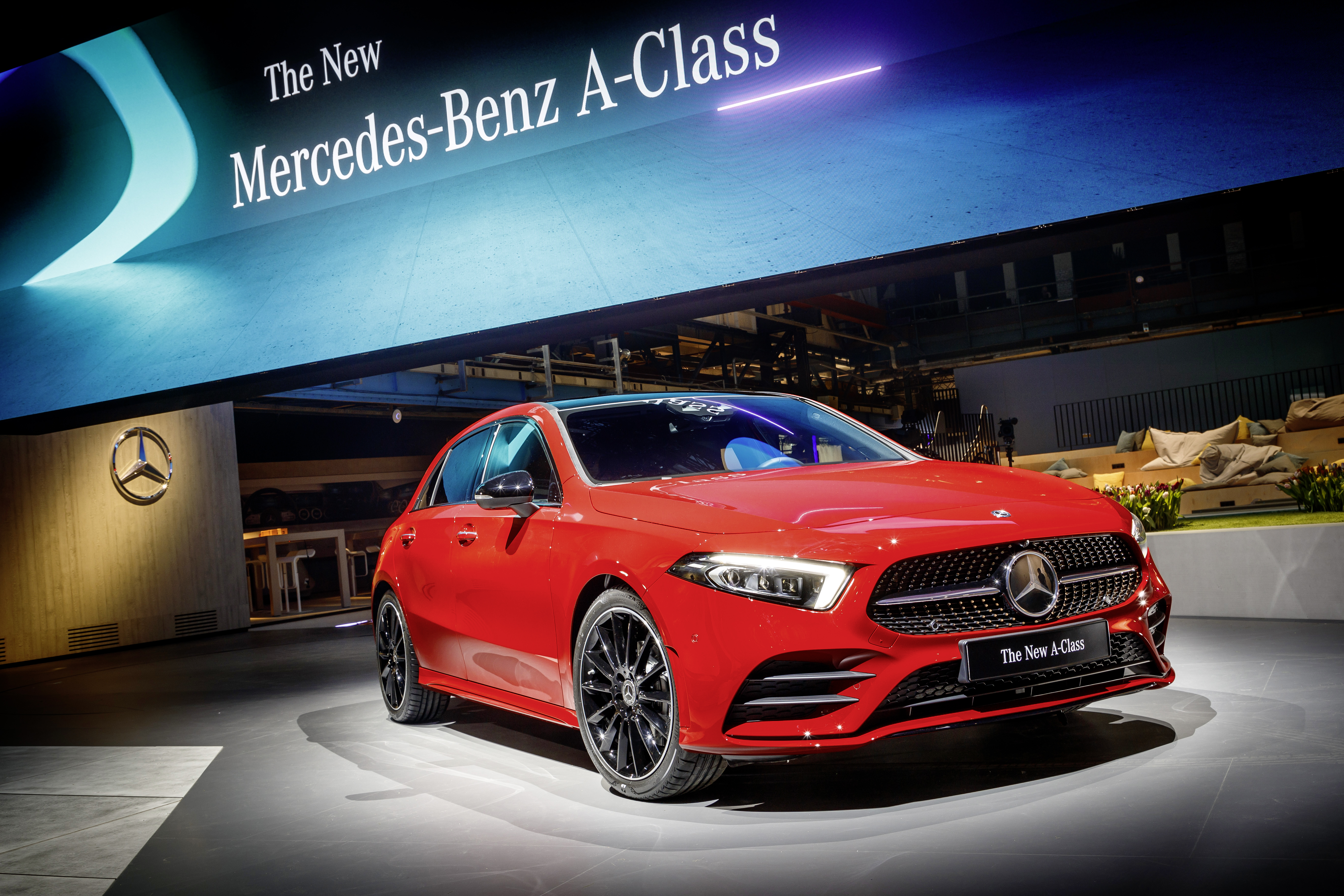 AMG Line — Frontansicht der roten A-Klasse